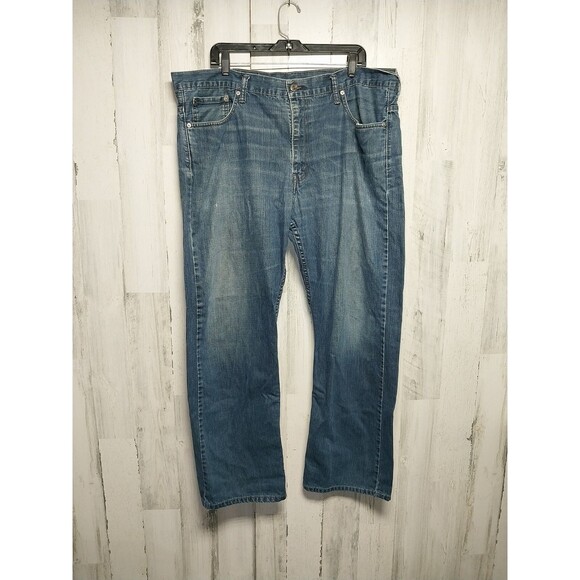 Levi’s 569 Jeans Men's 40 x 32 Cotton Blue Denim Button & Zip Fly - Picture 1 of 7
